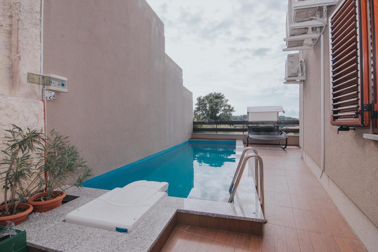 Apartment Patricia Rab Town Exterior photo